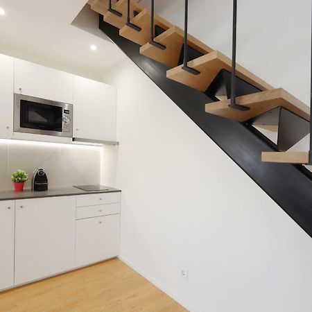 Hm - Living Batalha Square 2 Apartment Порто Екстериор снимка