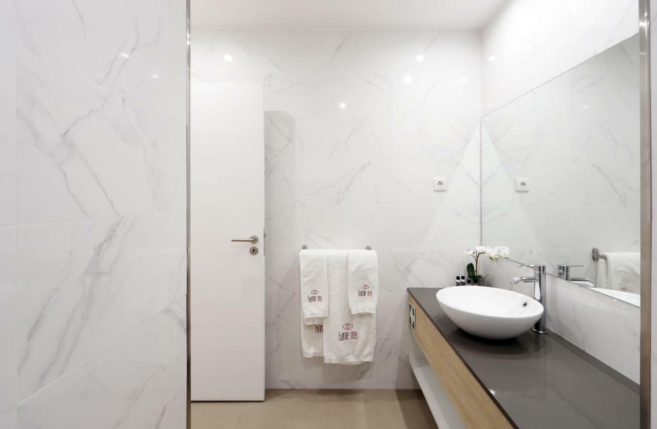 Hm - Living Batalha Square 2 Apartment Порто Екстериор снимка