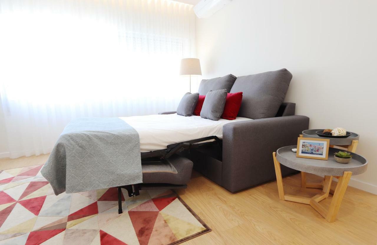 Hm - Living Batalha Square 2 Apartment Порто Екстериор снимка