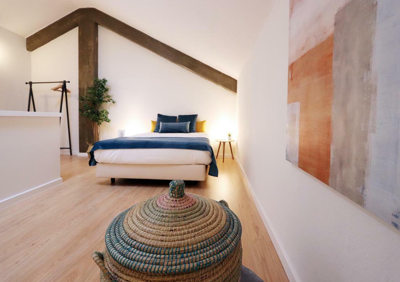 Hm - Living Batalha Square 2 Apartment Порто Екстериор снимка